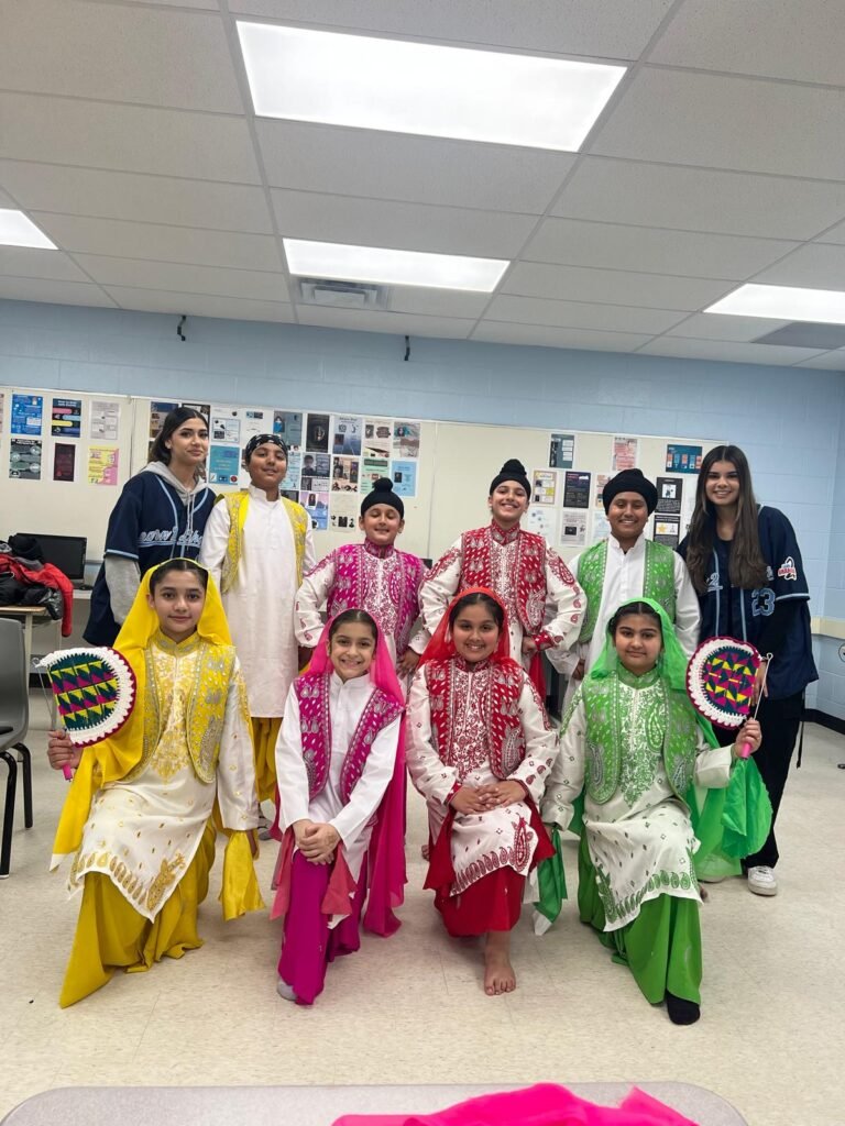 L2B Instructor & Students